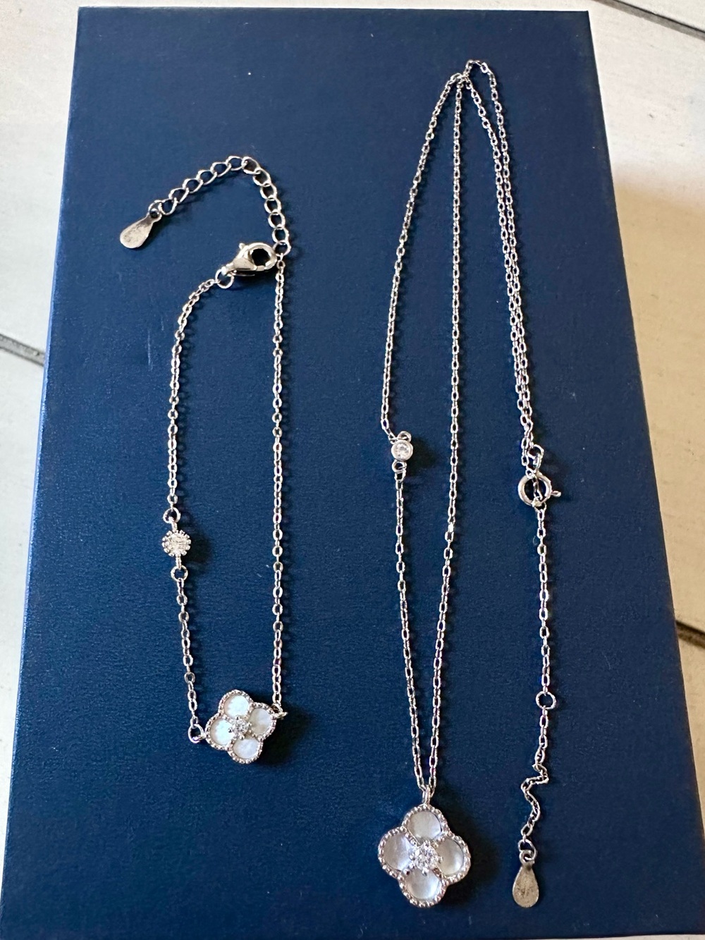 Petite Clover 925S necklace & bracelet set